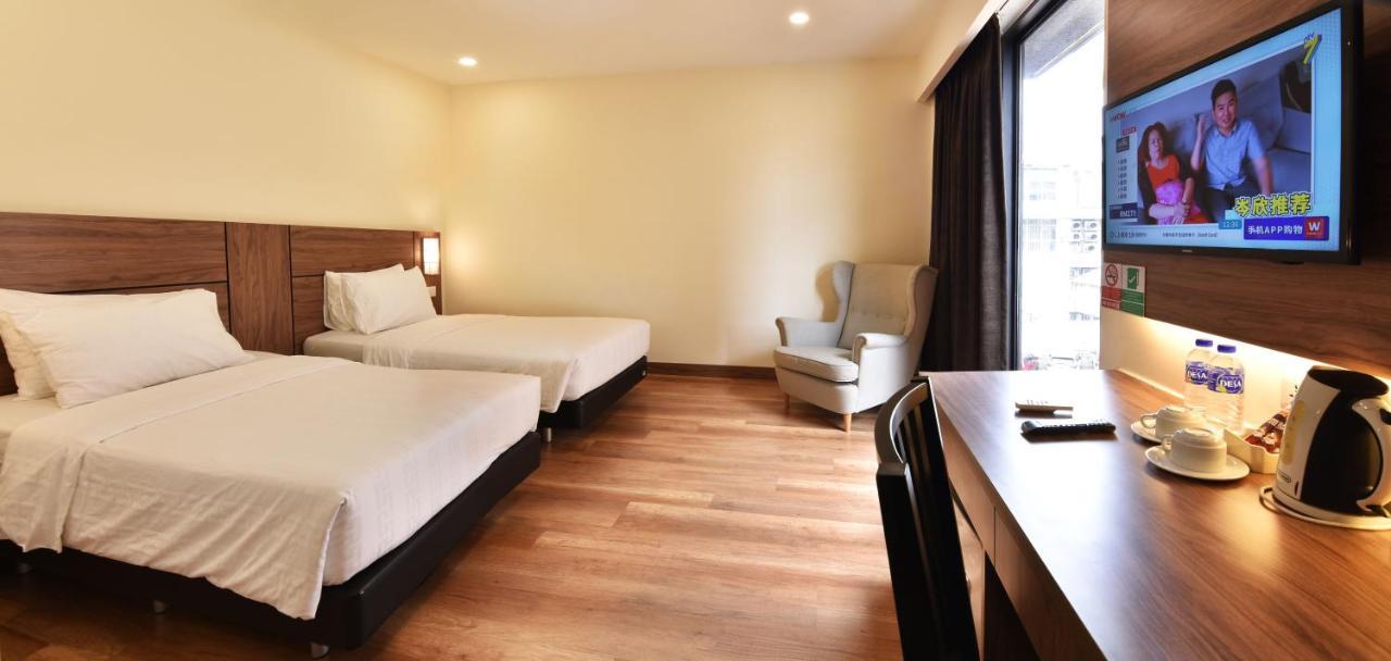 Yangtze Hotel 长江酒店 Τζόχορ Μπάχρου Δωμάτιο φωτογραφία