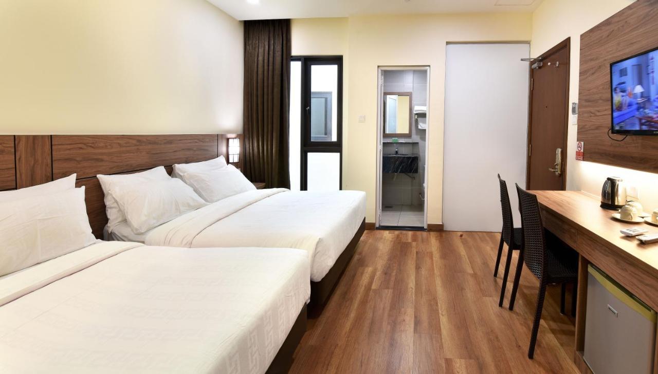Yangtze Hotel 长江酒店 Τζόχορ Μπάχρου Δωμάτιο φωτογραφία