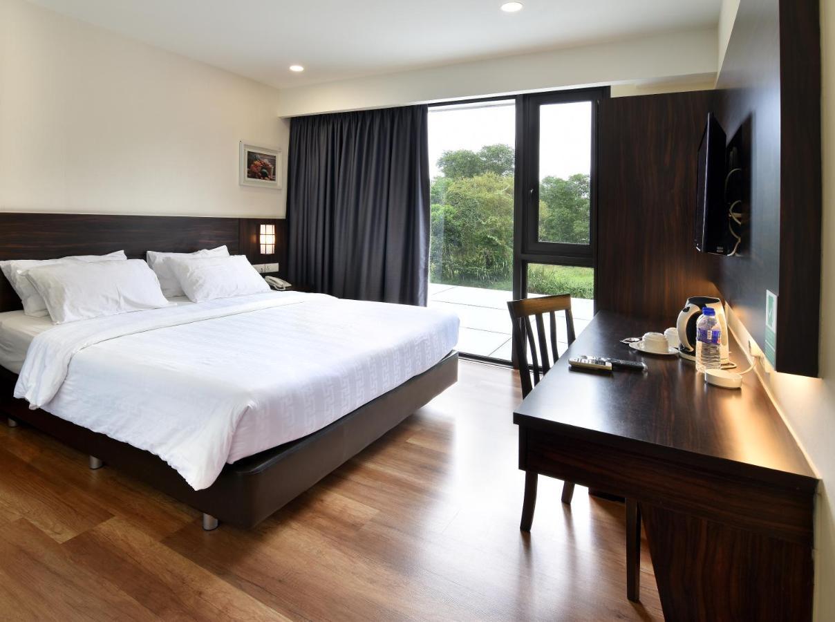 Yangtze Hotel 长江酒店 Τζόχορ Μπάχρου Δωμάτιο φωτογραφία