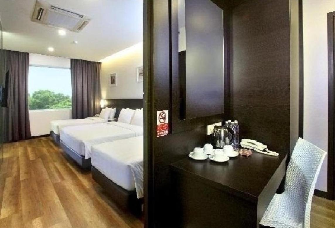 Yangtze Hotel 长江酒店 Τζόχορ Μπάχρου Εξωτερικό φωτογραφία