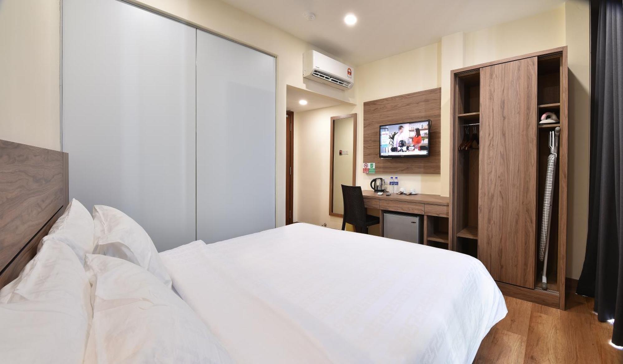 Yangtze Hotel 长江酒店 Τζόχορ Μπάχρου Δωμάτιο φωτογραφία